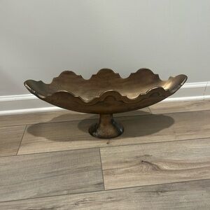 Antique Vintage Bronze Scalloped Decorative Fruit Console Bowl Centerpiece